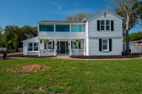 Coastal Elegance Unveiled